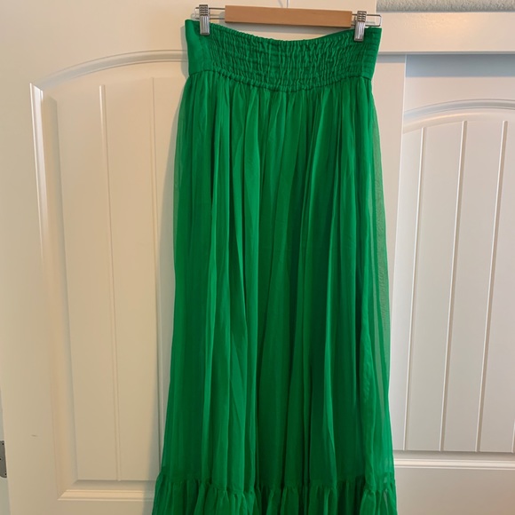 Silk skirt....just gorgeous - Picture 4 of 7